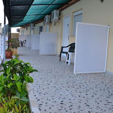 Fontana Rooms Mytilíni Exterior foto