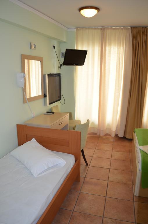 Fontana Rooms Mytilíni Cameră foto