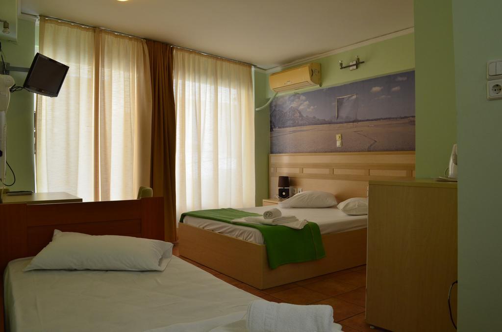Fontana Rooms Mytilíni Cameră foto