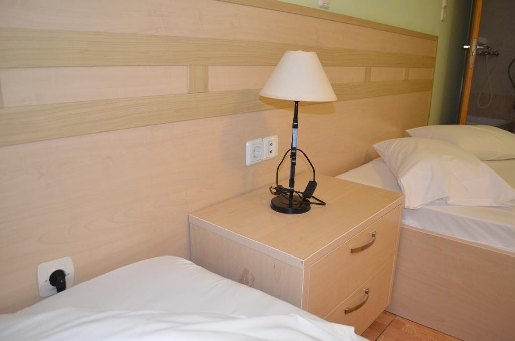 Fontana Rooms Mytilíni Cameră foto